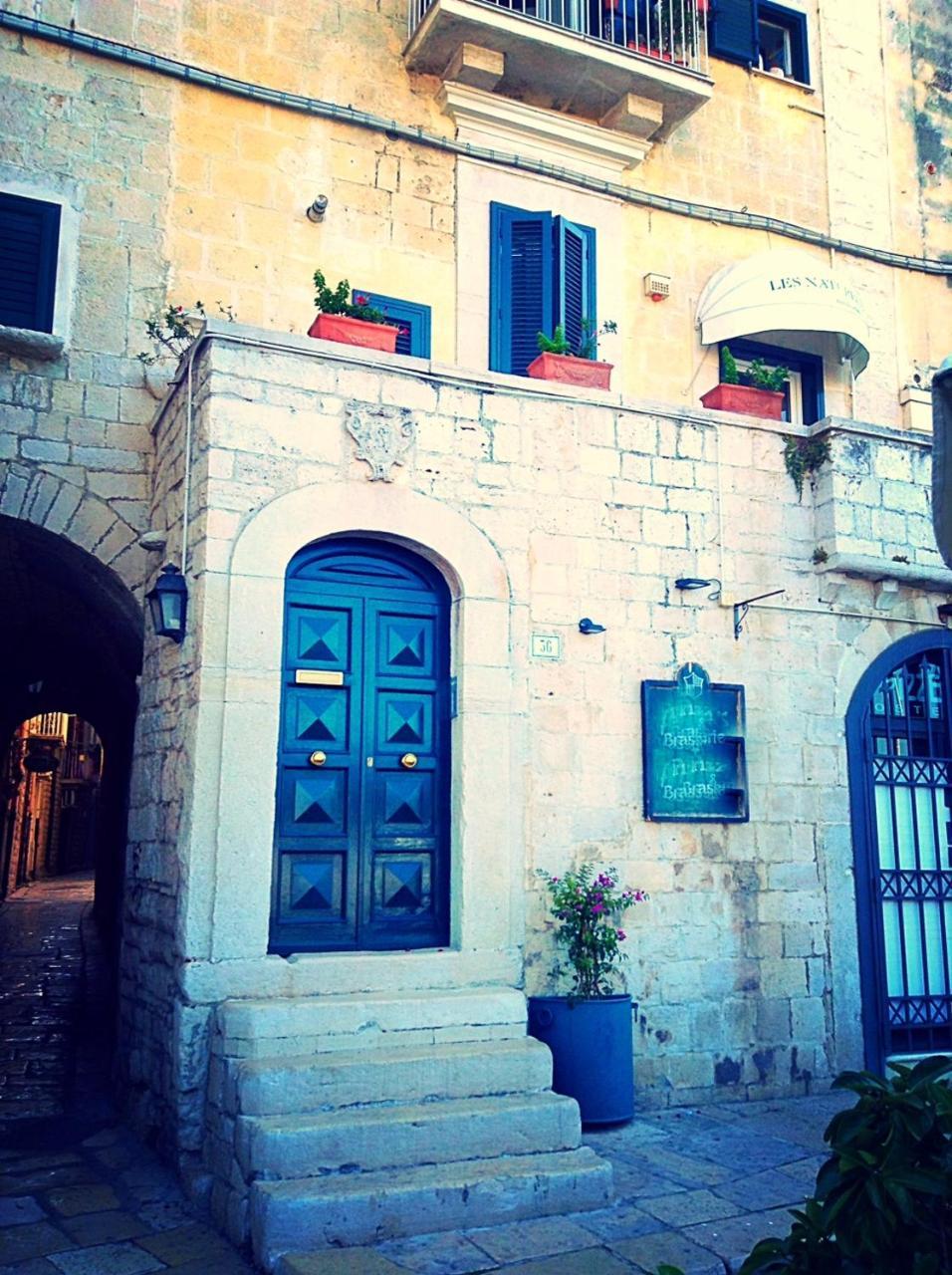 Apartamento Les Naturels Maison Trani Exterior foto